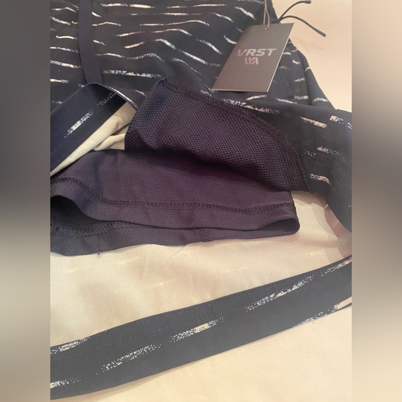 VRST Men 5” Resort Print Shorts Brief Navy Sand Washed Stripe Size Medium - Picture 15 of 15